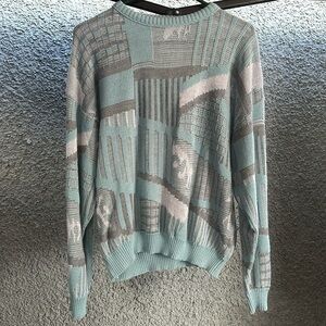Vintage knit sweater. Made in Italy. Size S